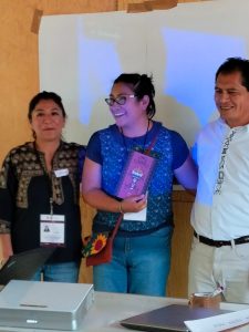 sesion-entrega-libro